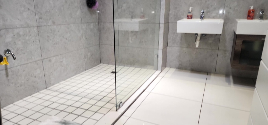 To Let 2 Bedroom Property for Rent in Newfields Western Cape